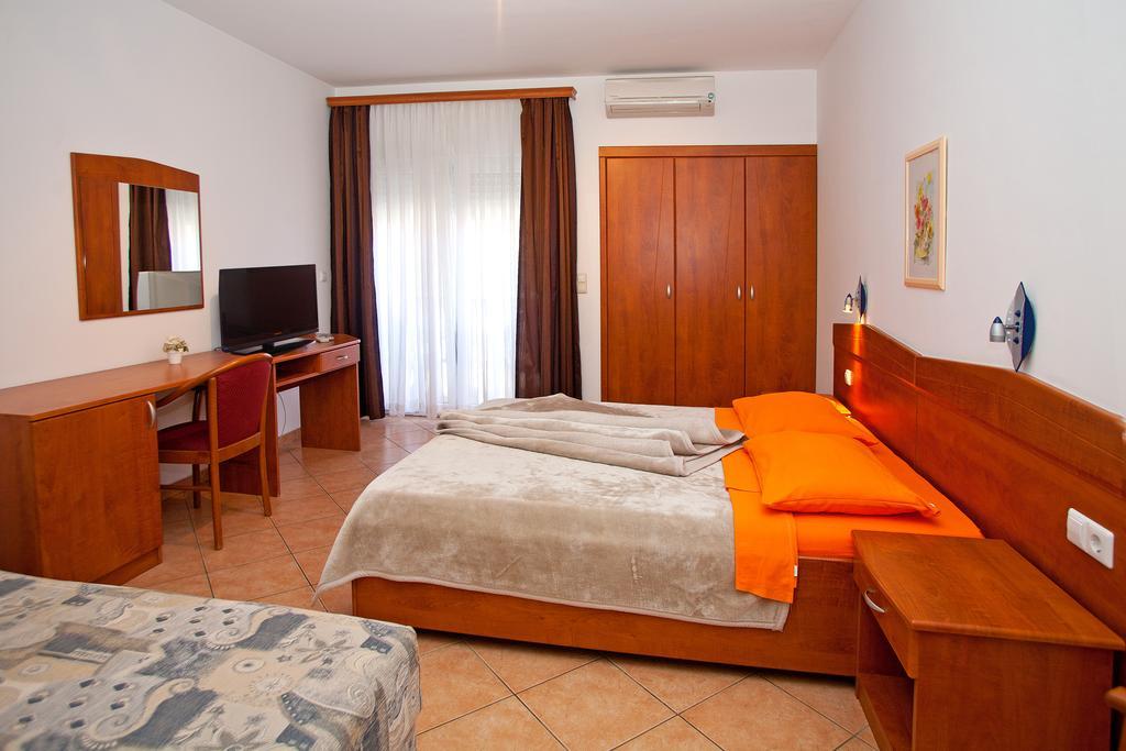 Guesthouse Villa Adria Malinska Dış mekan fotoğraf
