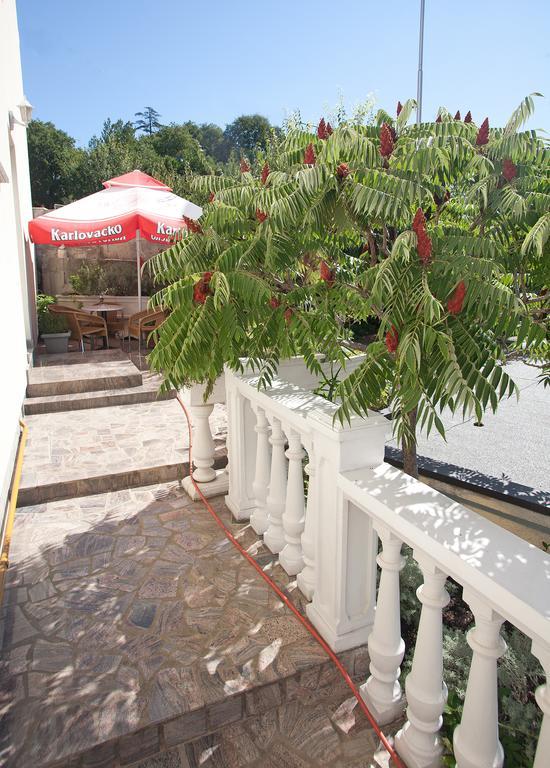 Guesthouse Villa Adria Malinska Dış mekan fotoğraf