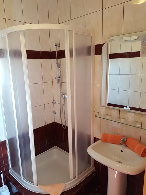 Guesthouse Villa Adria Malinska Dış mekan fotoğraf
