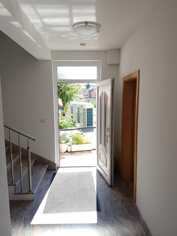 Guesthouse Villa Adria Malinska Dış mekan fotoğraf