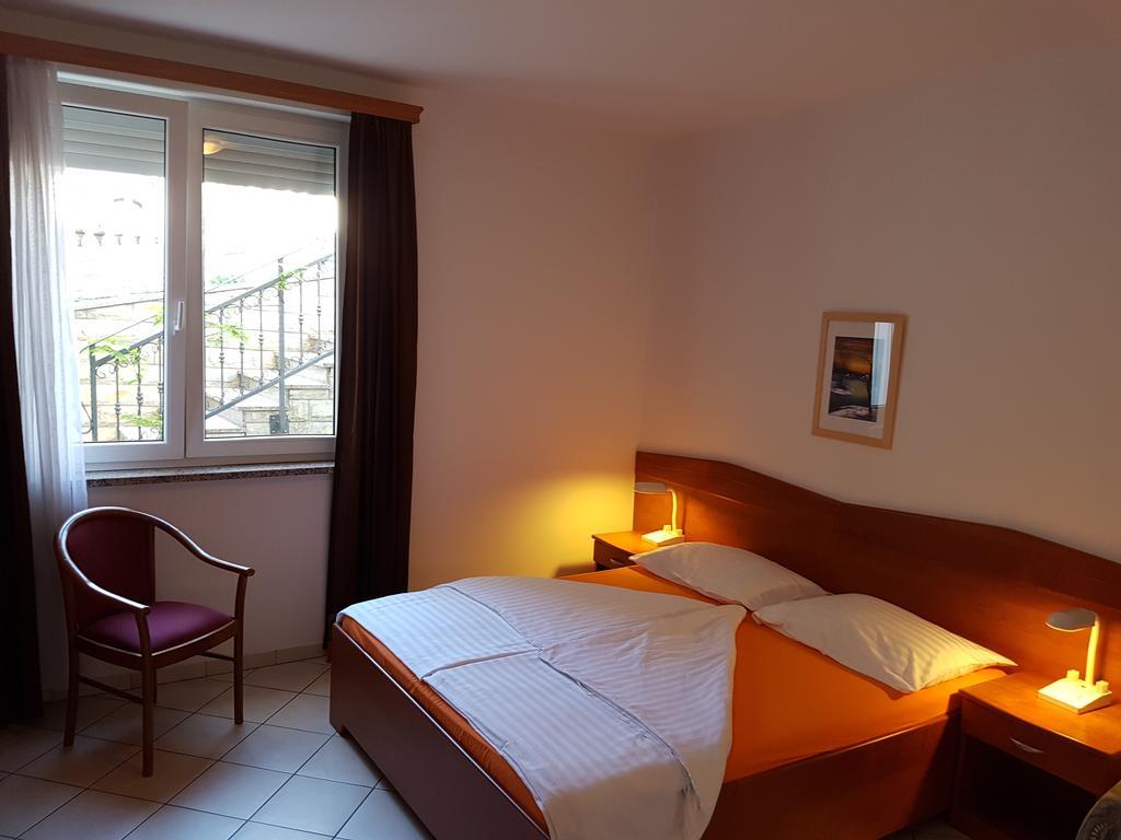 Guesthouse Villa Adria Malinska Dış mekan fotoğraf