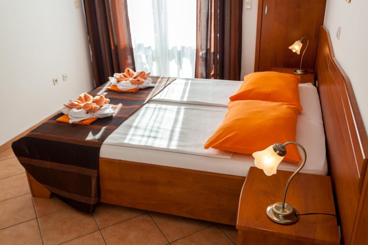 Guesthouse Villa Adria Malinska Dış mekan fotoğraf
