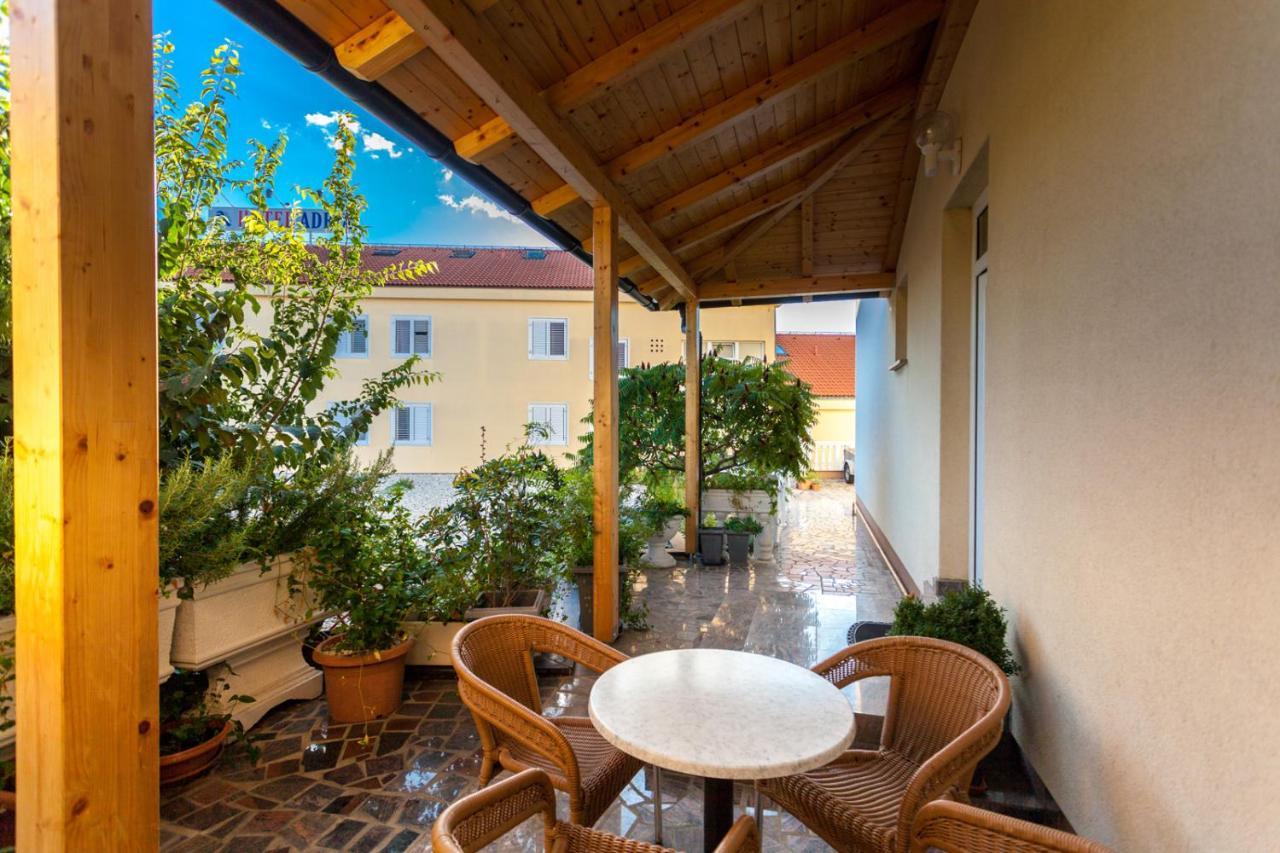 Guesthouse Villa Adria Malinska Dış mekan fotoğraf